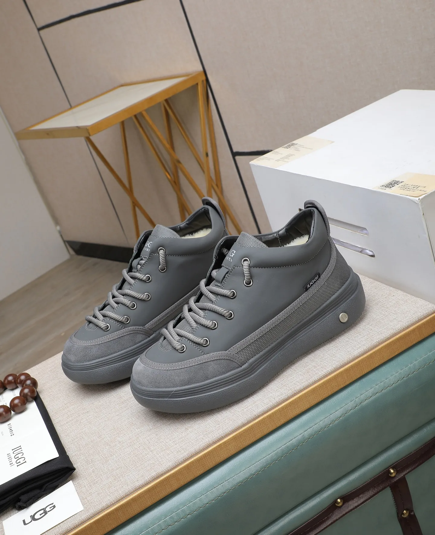 Men's shoes 💰660 IUGGI new retro presbyopia men's shoes, casual and versatile, full of high-end sense, fashionable, luxury and personalized style, joint style, retro presbyopia factor, full of handsome style, first layer suede cowhide, lining wool, rubber outsole, light and non-slip size: 39-44
